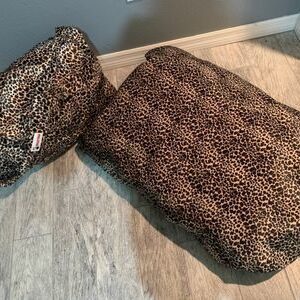 Cheetah faux fur bag